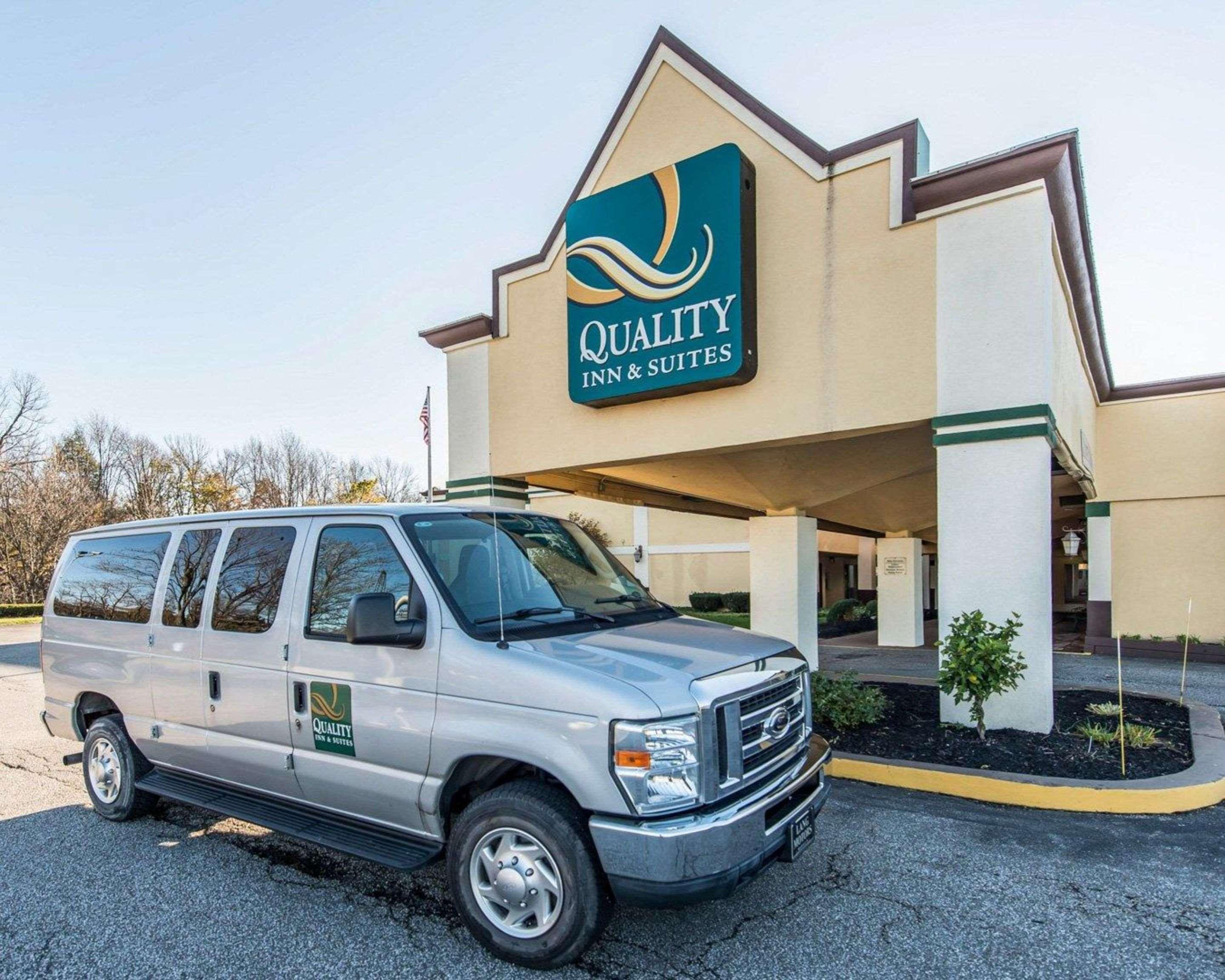 Quality Inn & Suites Conference Center Across From Casino Erie Exterior foto